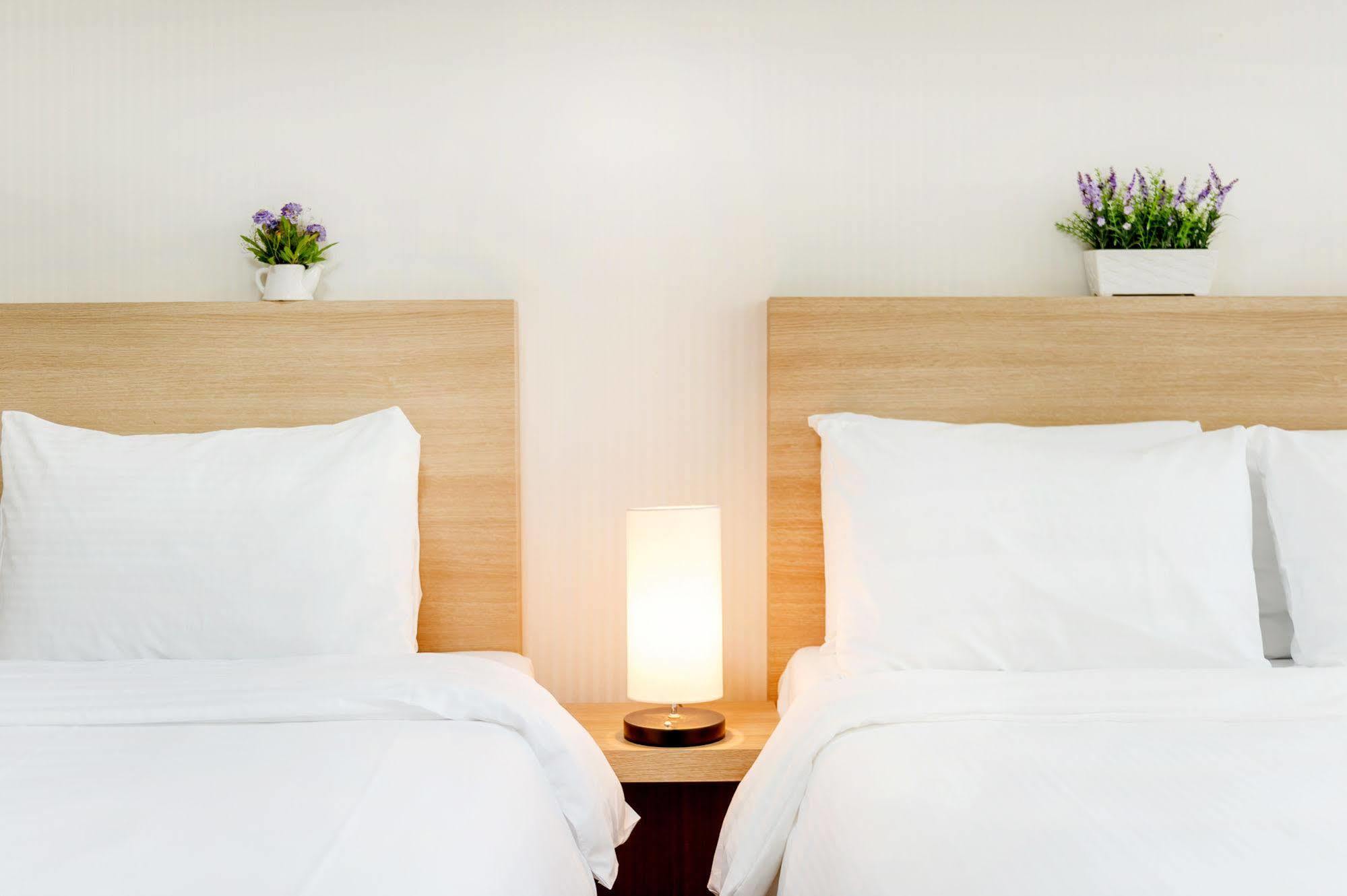 Elena Business Hotel Yeosu Exterior photo